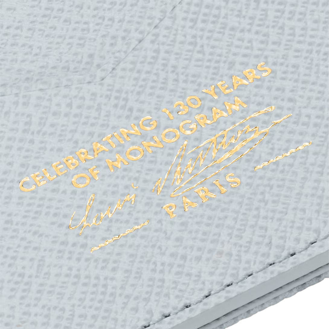 LV M27613 New Passport Cover